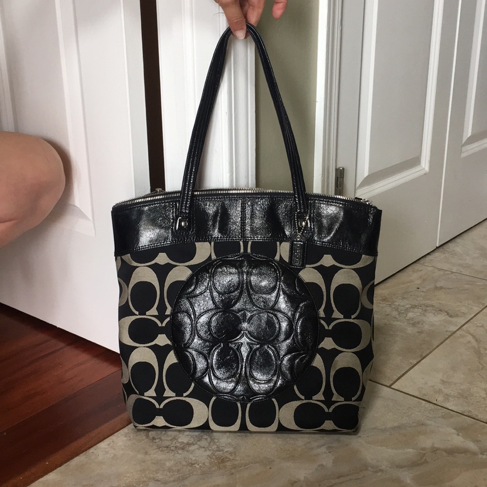 Coach shoulder bag